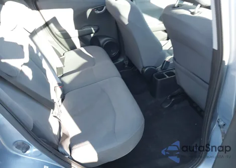 2011 Honda Fit z USA, uszkodzony, nr VIN JHMGE8H37BC023871